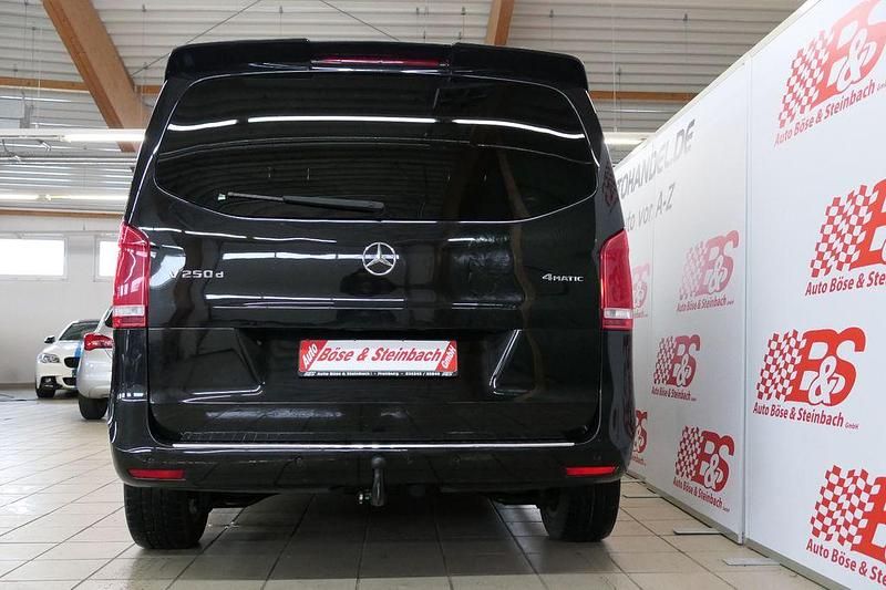 Gebraucht Mercedes V250 Edition 190 PS (139 kW) 2019 Schwarz Van / Kleinbus