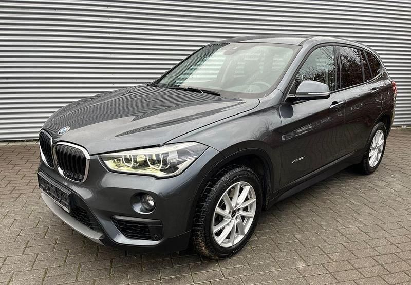 Grau Gebraucht 2016 BMW X1 Advantage SUV | 21.990 € (Fairer Preis) - Bild 1/4