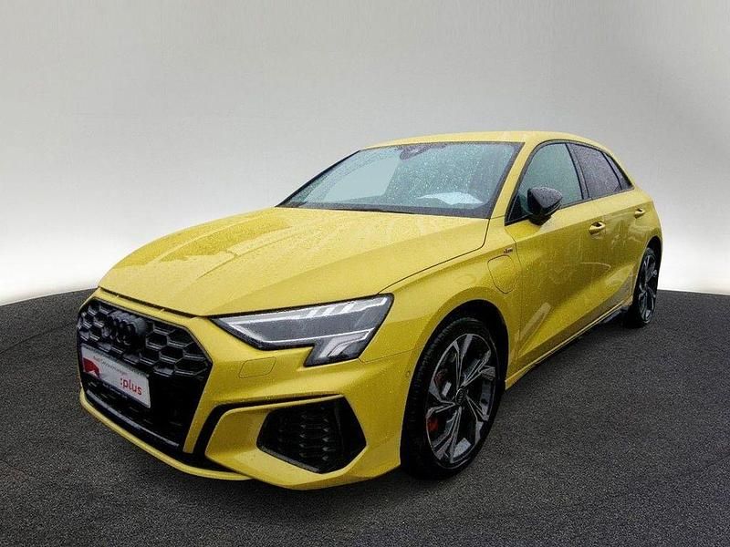 Gebraucht Audi A3 S-Line 245 PS (180 kW) 2022 Pythongelb metallic Limousine