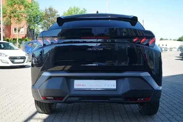 Neu Peugeot 3008 GTi 145 PS (106 kW) 2025 Perlaneramet. SUV