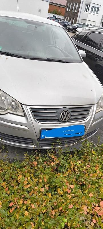 Silber Gebraucht 2006 VW Polo Goal Kleinwagen | 600 € - Bild 1/4