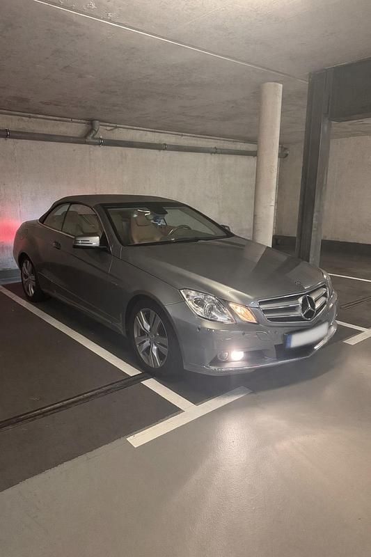 Gebraucht Mercedes E250 204 PS (150 kW) 2011 Silber Cabrio