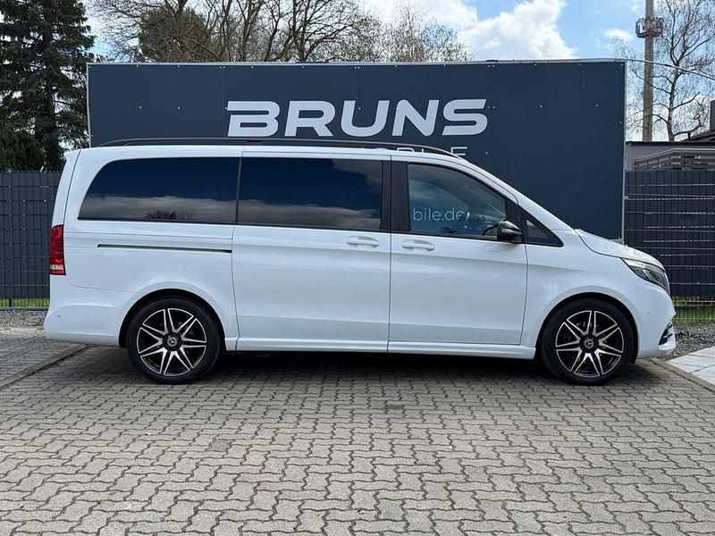 Gebraucht Mercedes V300 Avantgarde Edition 237 PS (174 kW) 2021 Weiß Van / Kleinbus