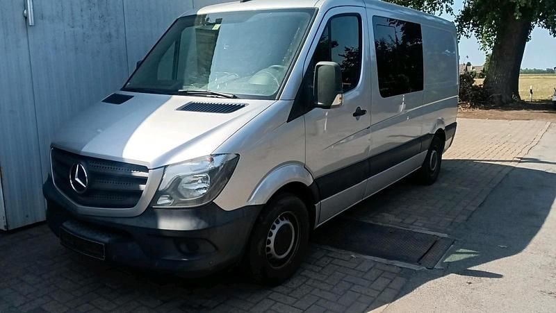 Silber Gebraucht 2018 Mercedes Sprinter Van | 12.000 € - Bild 1/4
