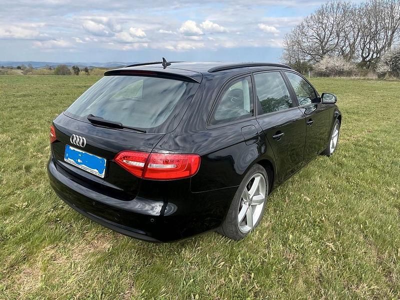 Usata Audi A4 143 CV (105 kW) 2013 Nero Station wagon