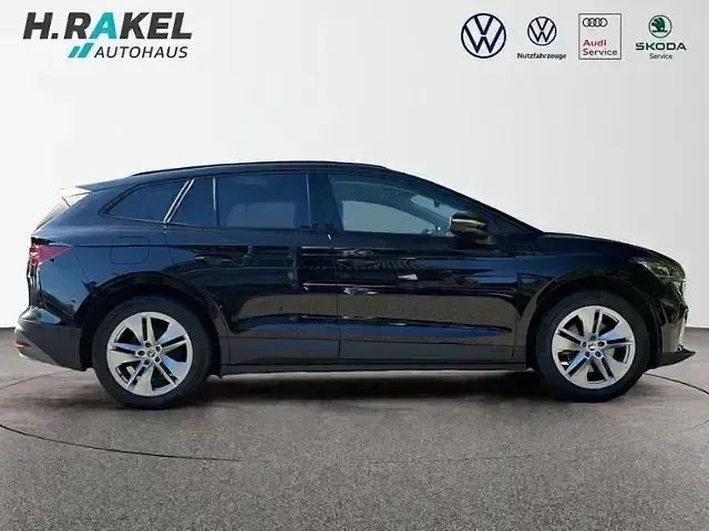 Gebraucht Skoda Enyaq iV Loft 132 kW (180 PS) 2022 Schwarz SUV