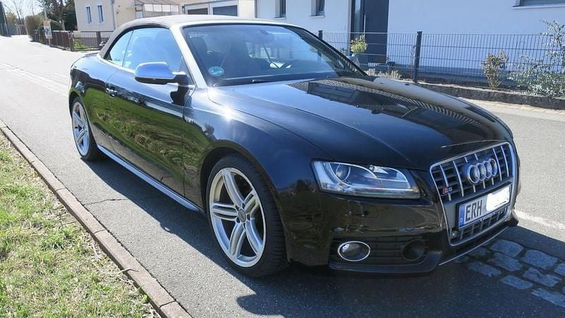 Second-hand Audi S5 Design 333 CP (244 kW) 2010 Negru Coupe