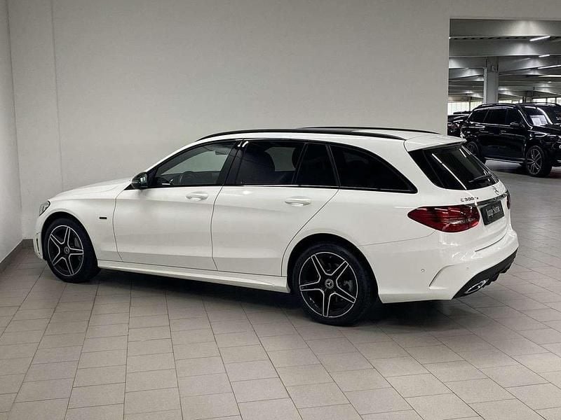 Gebraucht Mercedes C300e AMG 306 PS (225 kW) 2021 Weiß Limousine
