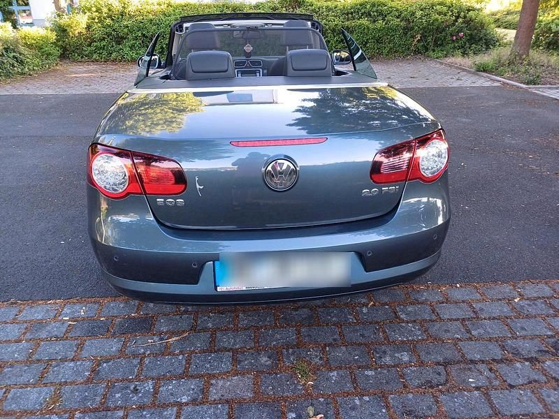 Gebraucht VW Eos 150 PS (110 kW) 2007 Grau Cabrio