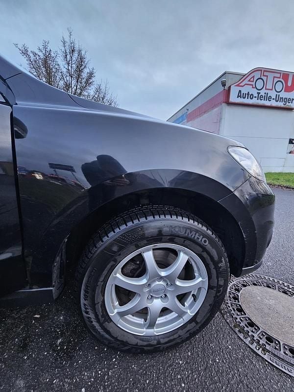 Gebraucht Hyundai Santa Fe 179 PS (131 kW) 2011 Schwarz SUV