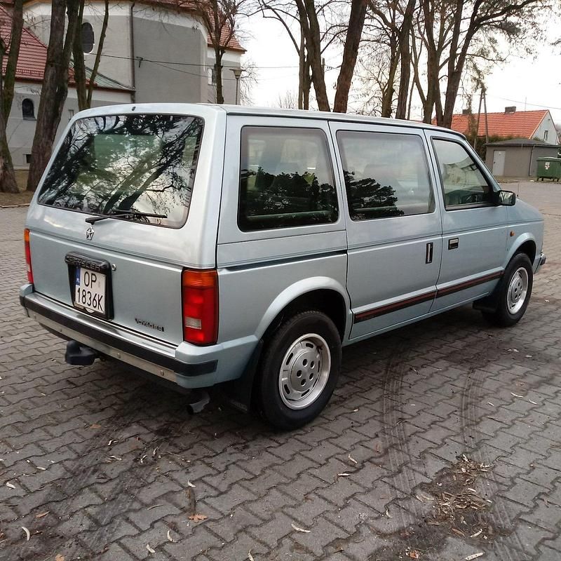 Gebraucht Chrysler Voyager 98 PS (72 kW) 1990 Blau Van / Kleinbus