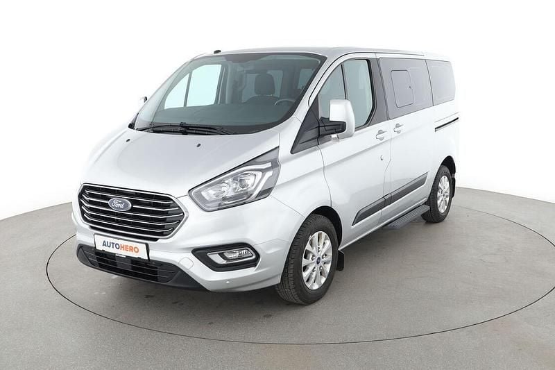Grau Gebraucht 2018 Ford Tourneo Custom Trend Van | 26.810 € - Bild 1/3