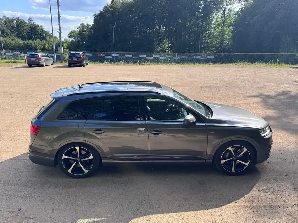 Gebraucht Audi Q7 S-Line 286 PS (210 kW) 2019 Grau SUV