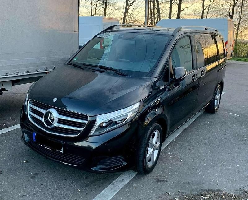 Gebraucht 2015 Mercedes V220 Avantgarde Van / Kleinbus | 25.000 € (Superpreis) - Bild 1/1