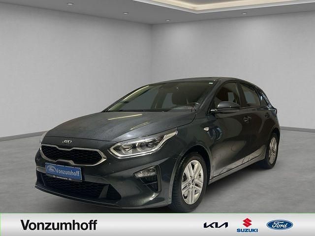 (h8g) dark penta metal m Gebraucht 2020 Kia Ceed Vision Kleinwagen | 13.599 € (Fairer Preis) - Bild 1/4