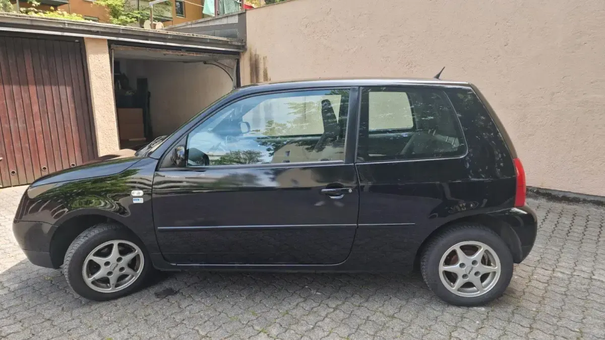Gebraucht VW Lupo 50 PS (36 kW) 2002 Schwarz Kleinwagen