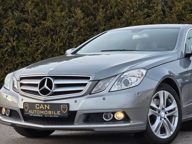 Gebraucht Mercedes E350 292 PS (214 kW) 2010 Silber Coupé