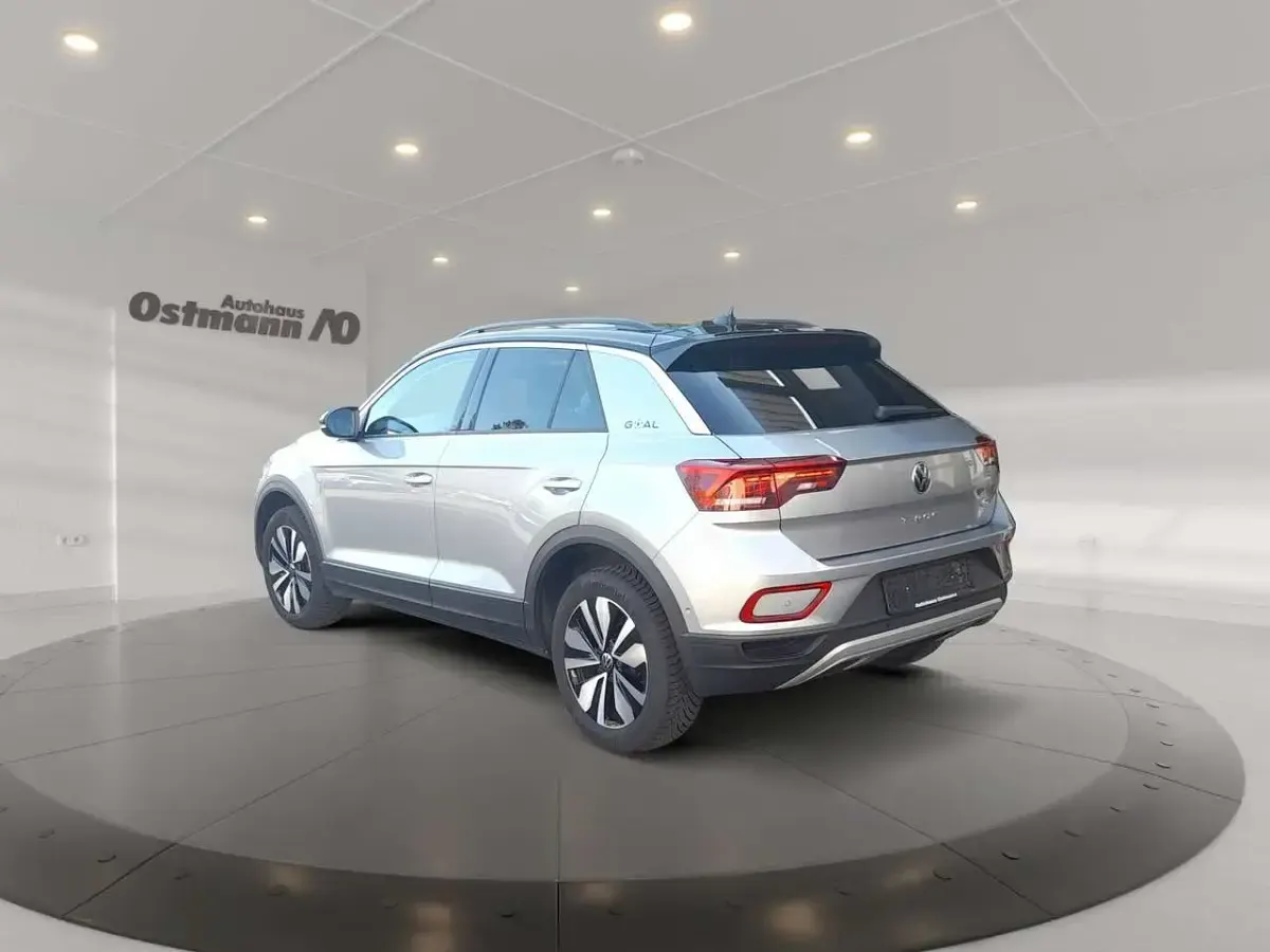 Gebraucht VW T-Roc Goal 150 PS (110 kW) 2025 Pyritsilber metallic SUV