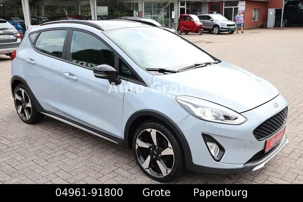 Gebraucht Ford Fiesta Active X 125 PS (91 kW) 2020 Grau Kleinwagen
