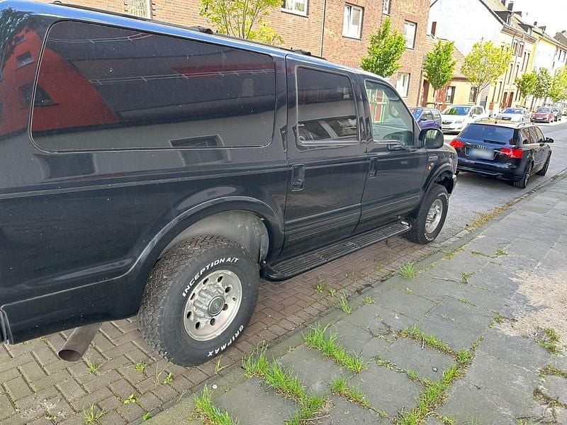 Gebraucht Ford Excursion 350 PS (257 kW) 2001 Blau SUV