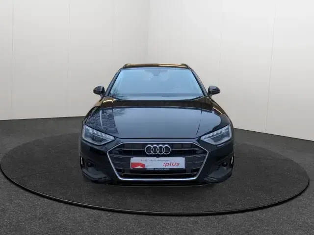 Gebraucht Audi A4 Business 136 PS (100 kW) 2023 Schwarz Kombi