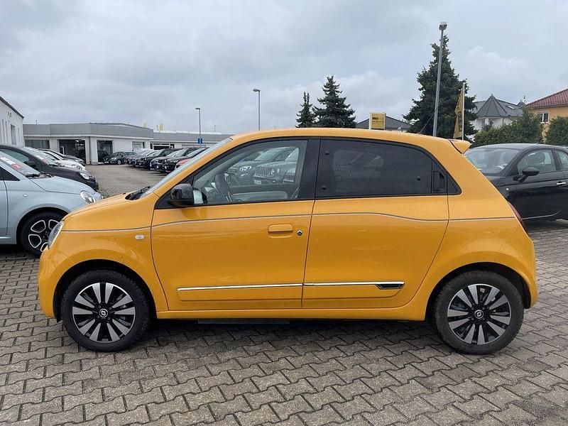 Gebraucht Renault Twingo Techno 60 kW (82 PS) 2023 Gelb Kleinwagen