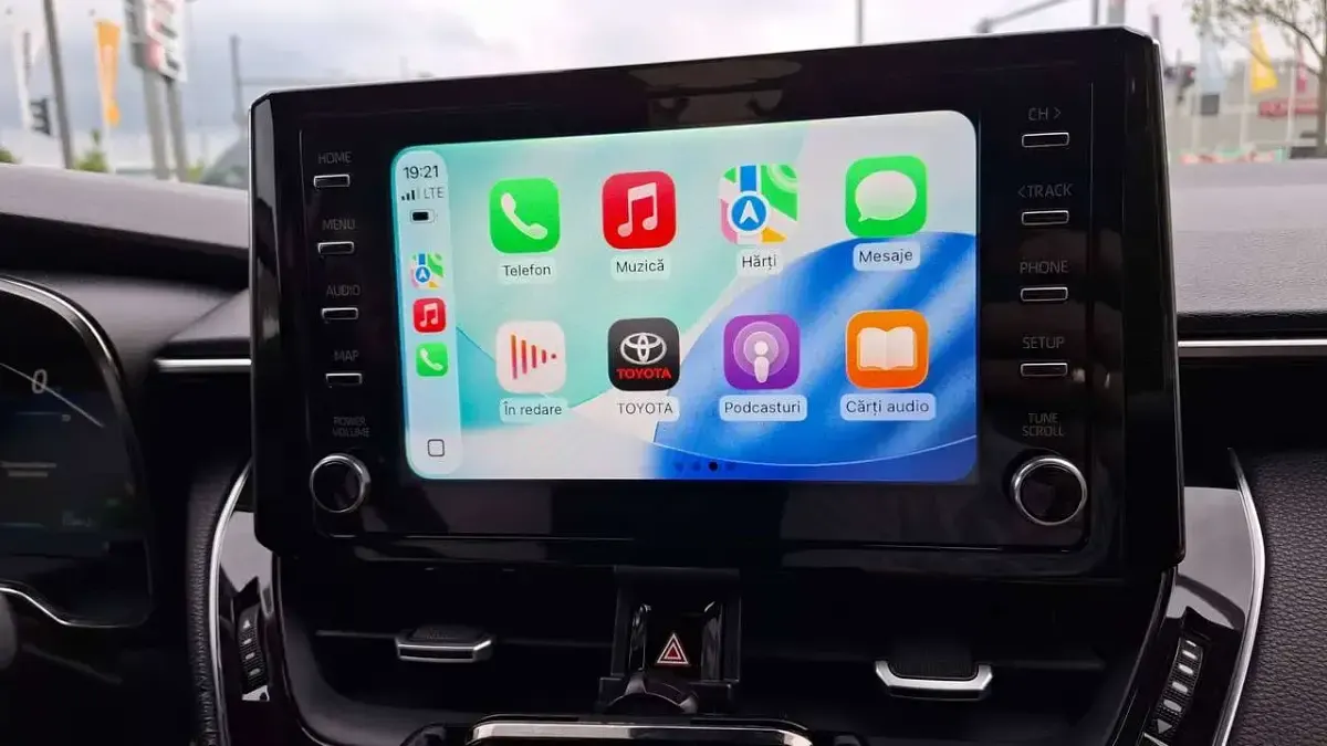Gebraucht Toyota Corolla Lounge 179 PS (131 kW) 2019 Limousine