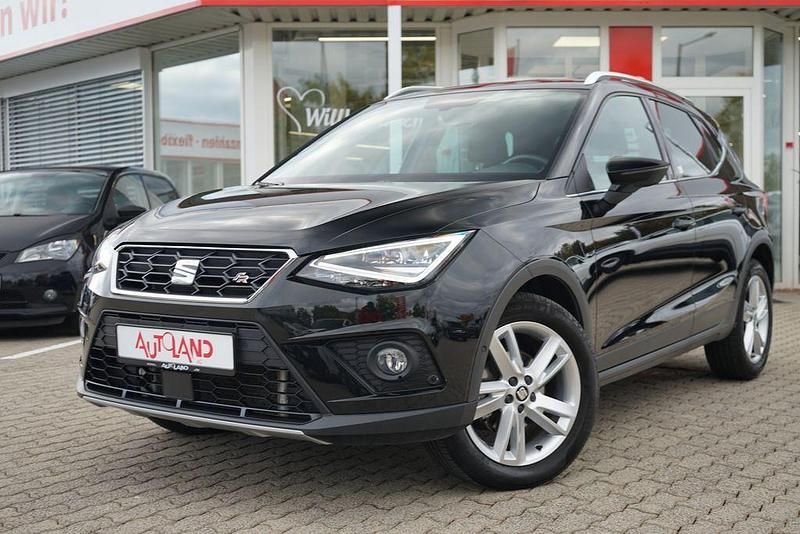 Schwarz Gebraucht 2018 Seat Arona FR SUV | 17.950 € (Teuer) - Bild 1/4