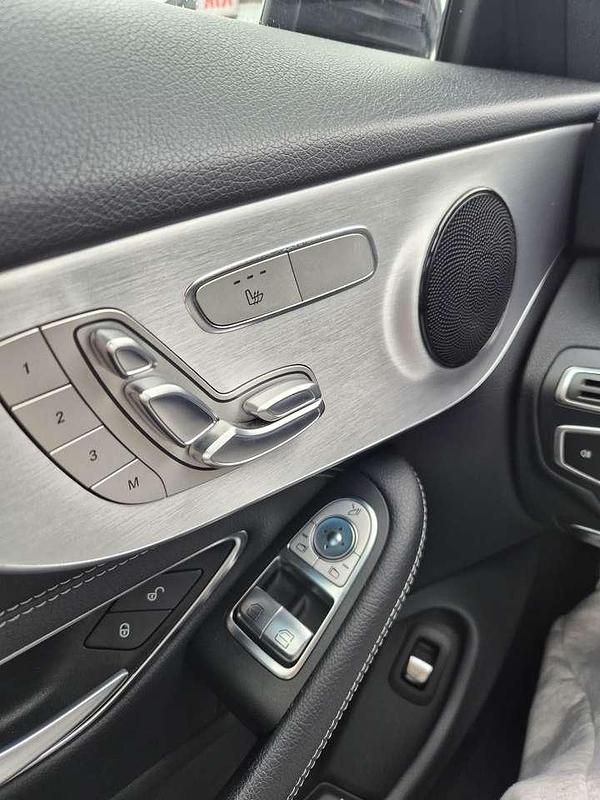 Gebraucht Mercedes 250 211 PS (155 kW) 2017 Rot Coupé