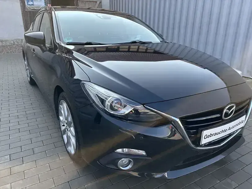 Używany Mazda 3 165 KM (121 kW) 2016 Czarny Sedan/Limuzyna