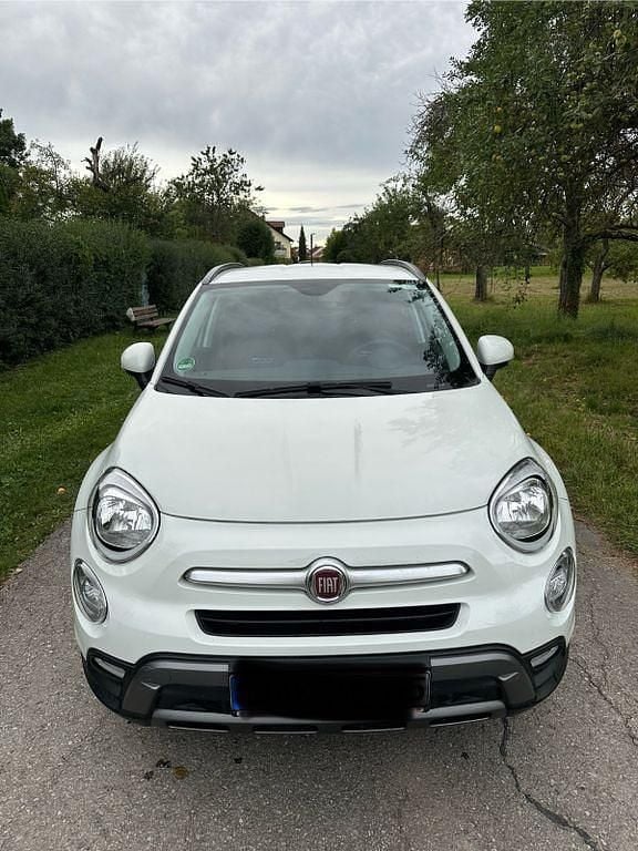 Weiß Gebraucht 2016 Fiat 500X Cross SUV | 13.490 € (Fairer Preis) - Bild 1/4