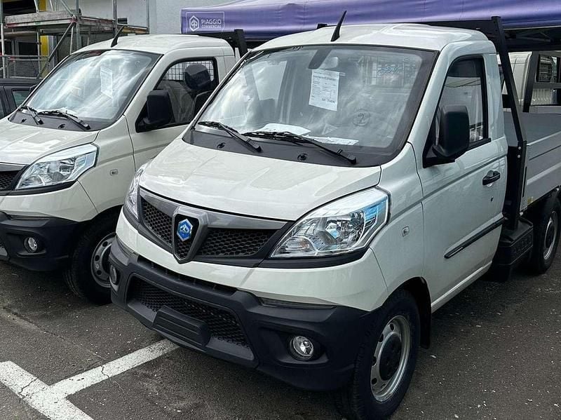 Plaster white Neu 2025 Piaggio Porter Van / Kleinbus | 25.990 € (Guter Preis) - Bild 1/4