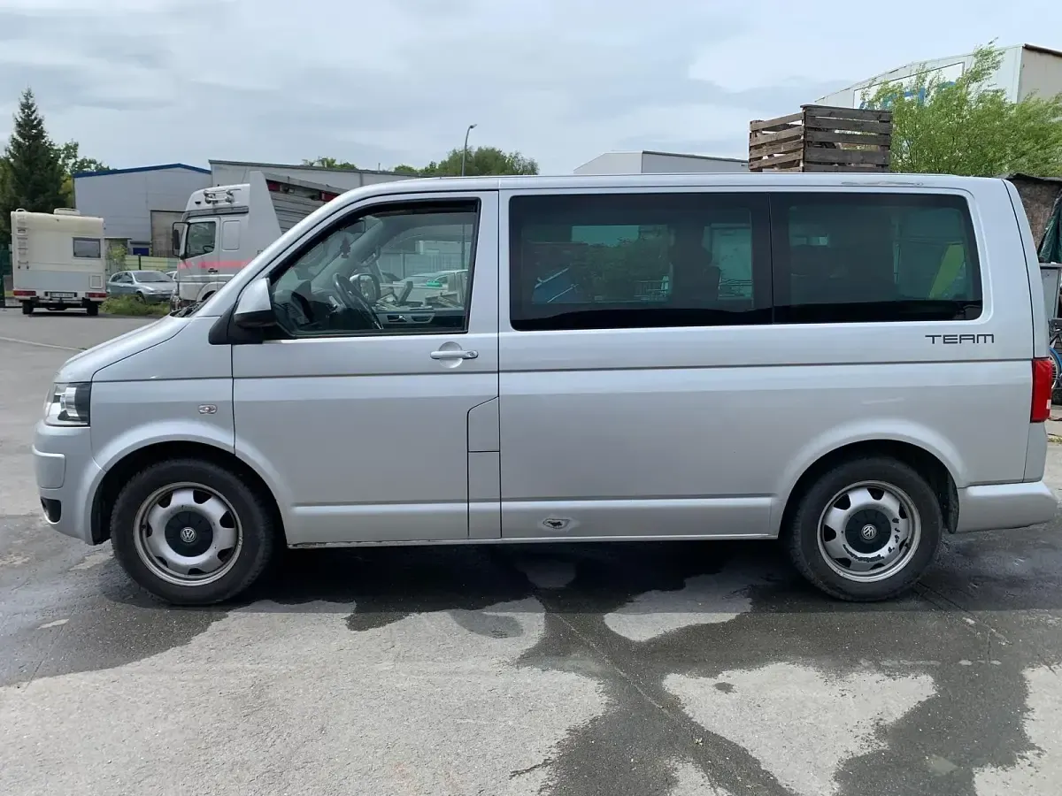 Gebraucht VW T5 179 PS (131 kW) 2010 Silber Van