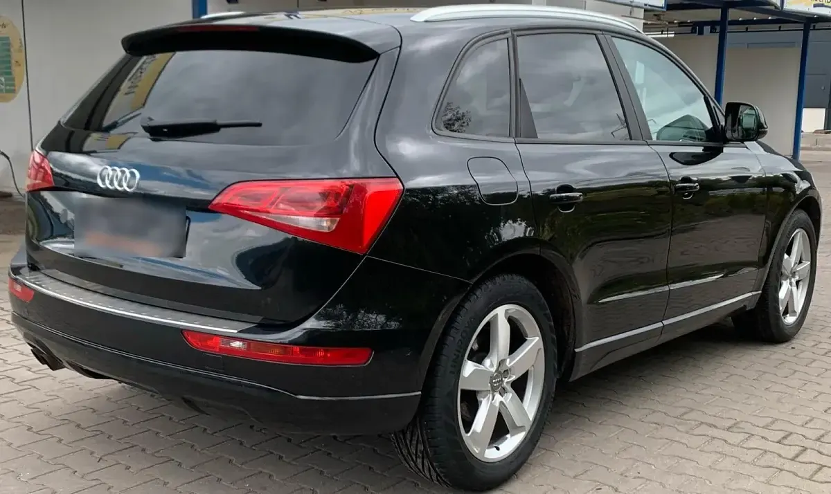 Gebraucht Audi Q5 143 PS (105 kW) 2012 Schwarz SUV
