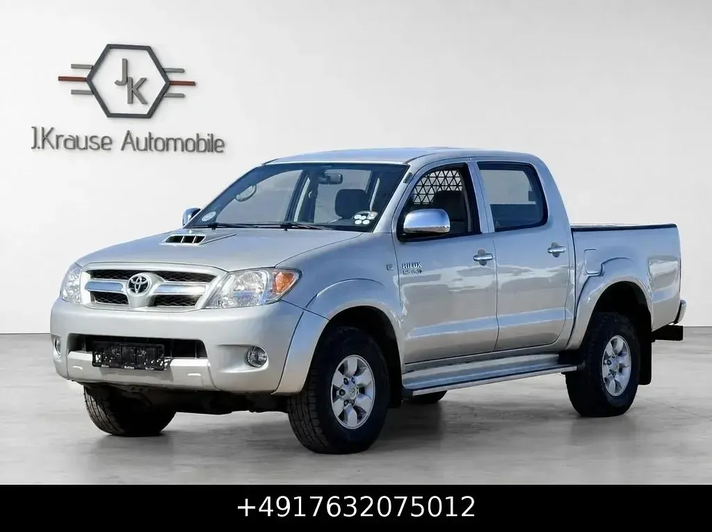 Gebraucht Toyota HiLux 171 PS (125 kW) 2009 Silber Pickup