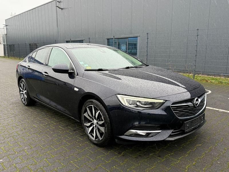 Gebraucht Opel Insignia Innovation 170 PS (125 kW) 2017 Tiefsee blau Limousine