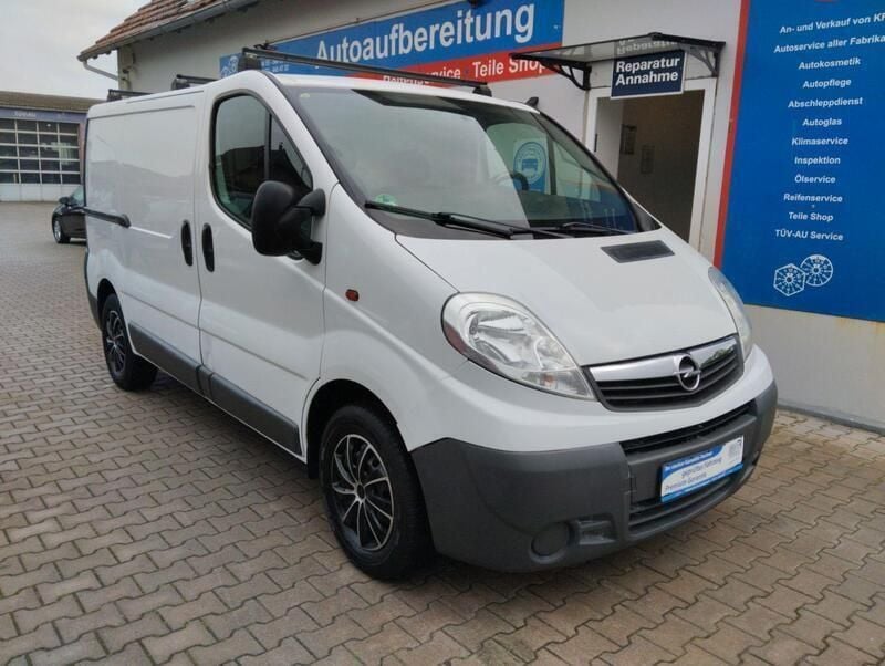 Gebraucht Opel Vivaro 90 PS (66 kW) 2014 Weiß Van / Kleinbus