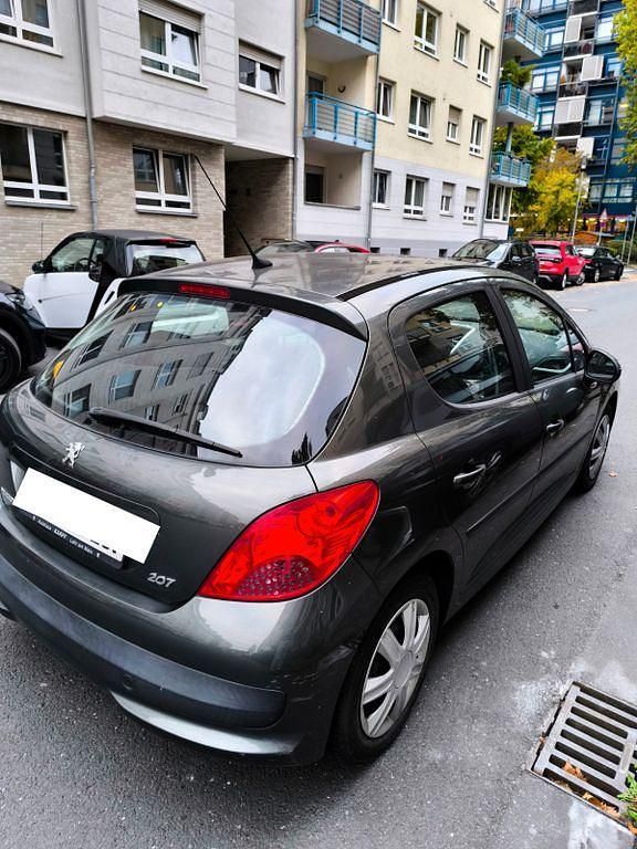 Schwarz Gebraucht 2007 Peugeot 207 Tendance Limousine | 2.000 € (Guter Preis) - Bild 1/4