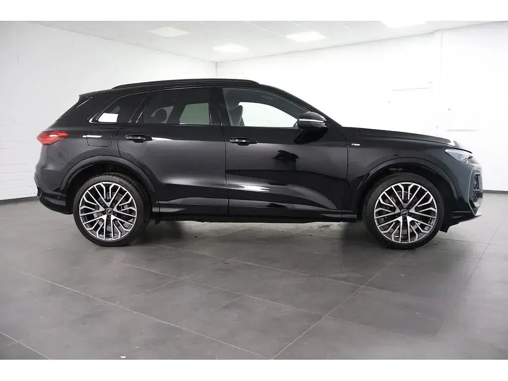 Gebraucht Audi Q5 Edition .1 204 PS (150 kW) 2025 Schwarz SUV