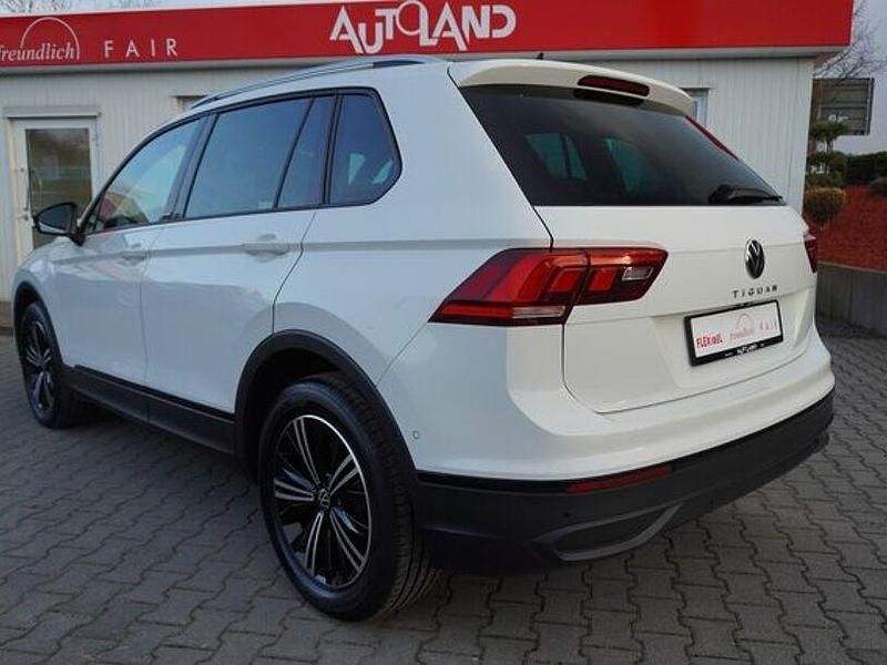Gebraucht VW Tiguan Active 150 PS (110 kW) 2021 Weiß SUV