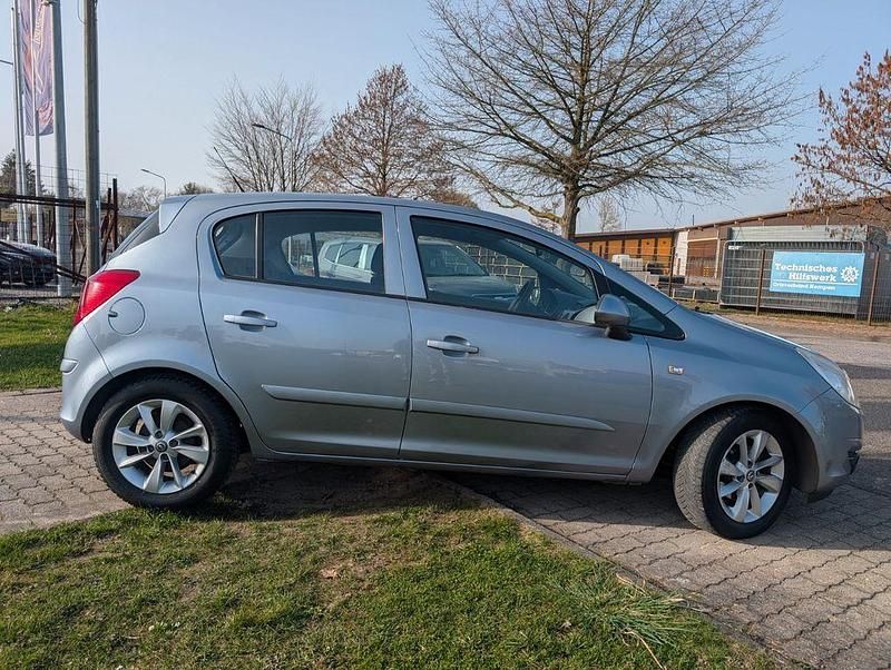 Gebraucht Opel Corsa Catch Me 90 PS (66 kW) 2007 Silber Kleinwagen