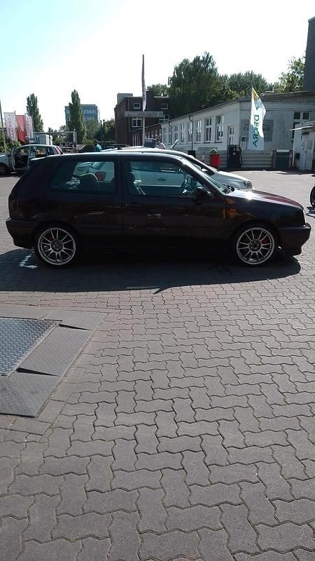 Violet Gebraucht 1992 VW Golf II Coupé | 12.000 € - Bild 1/3