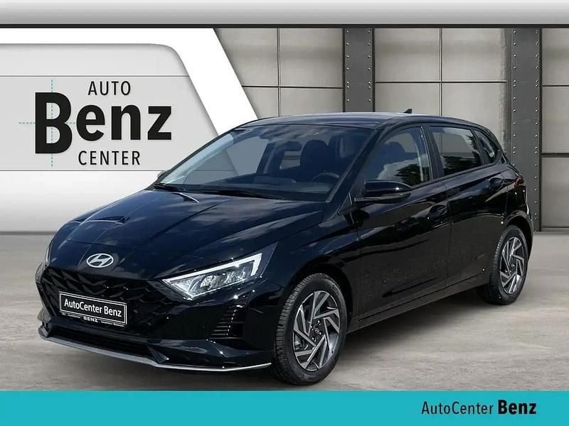 Schwarz Neu 2025 Hyundai i20 Trend Kleinwagen | 21.390 € (Fairer Preis) - Bild 1/4