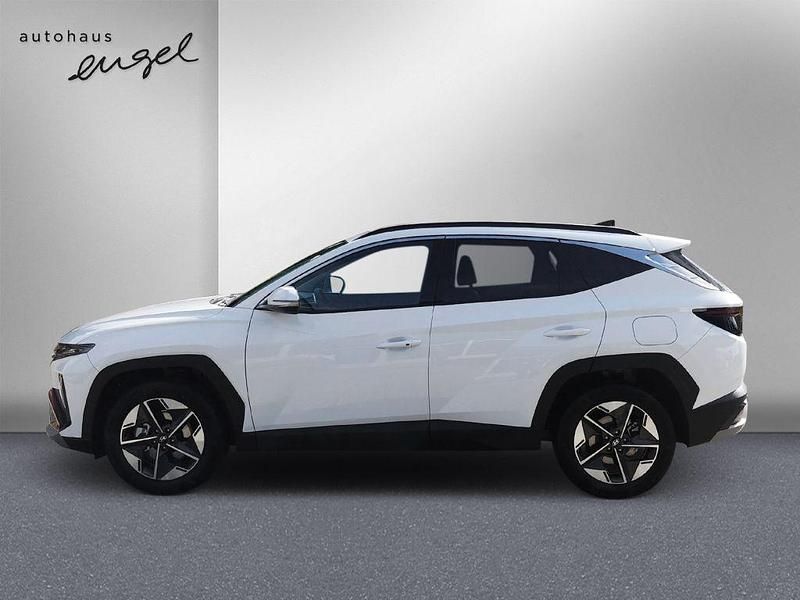 Neu Hyundai Tucson Trend 160 PS (117 kW) 2025 Atlas white SUV