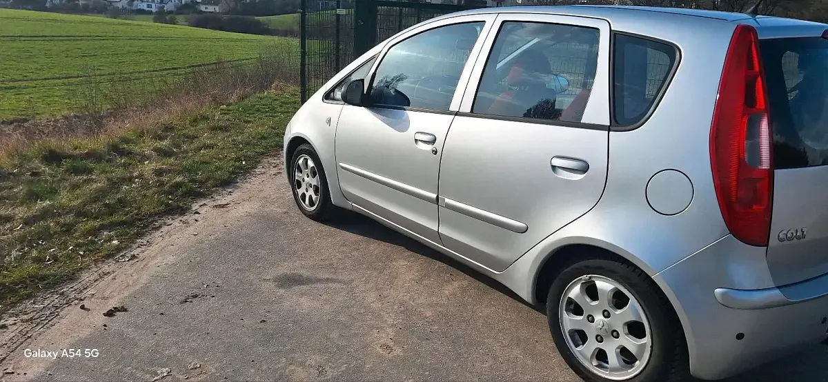 Gebraucht Mitsubishi Colt 95 PS (69 kW) 2006 Grau Limousine