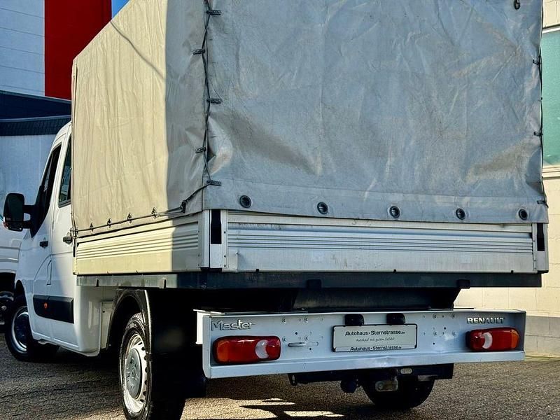 Gebraucht Renault Master 150 PS (110 kW) 2021 Weiß Van / Kleinbus