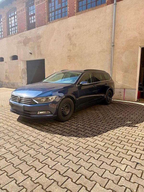 Gebraucht VW Passat Comfortline 150 PS (110 kW) 2016 Kombi