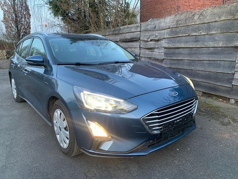Gebraucht Ford Focus Cool & Connect 95 PS (69 kW) 2022 Blau Limousine