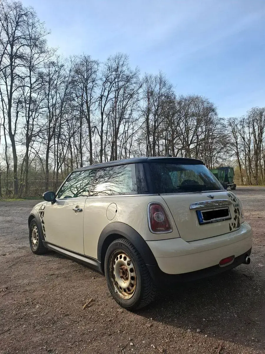 Usado Mini Cooper 122 CV (89 kW) 2010 Beige Utilitario