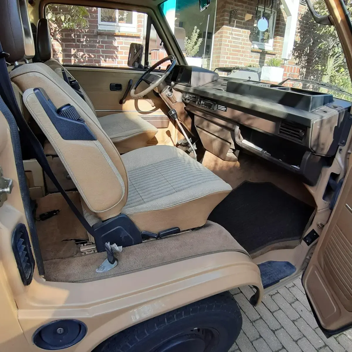 Gebraucht VW Multivan 95 PS (69 kW) 1989 Beige Van / Kleinbus
